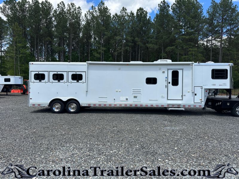 Used Horse Trailers for Sale