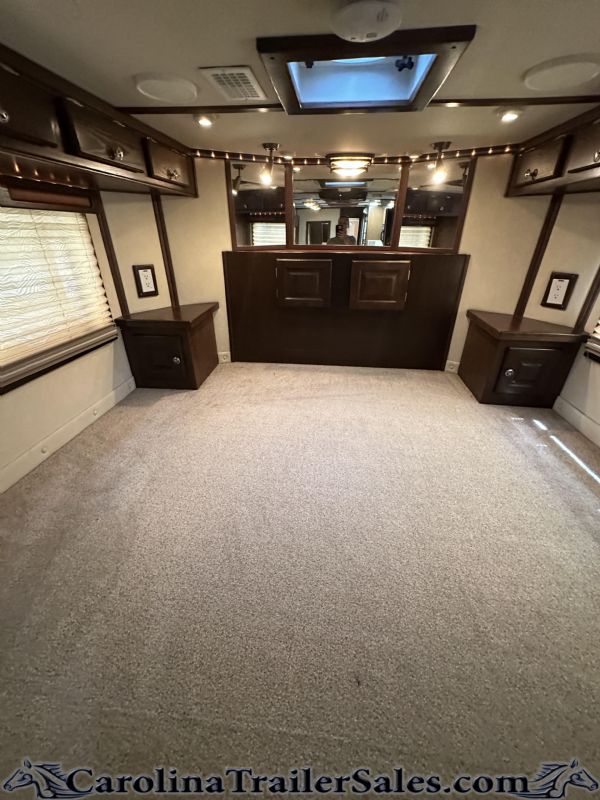 Used Horse Trailers for Sale