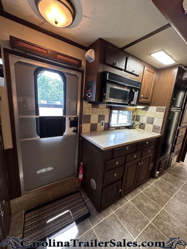 Used Horse Trailers for Sale