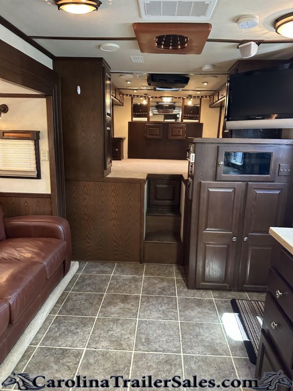 Used Horse Trailers for Sale