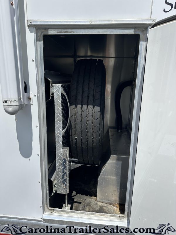Used Horse Trailers for Sale