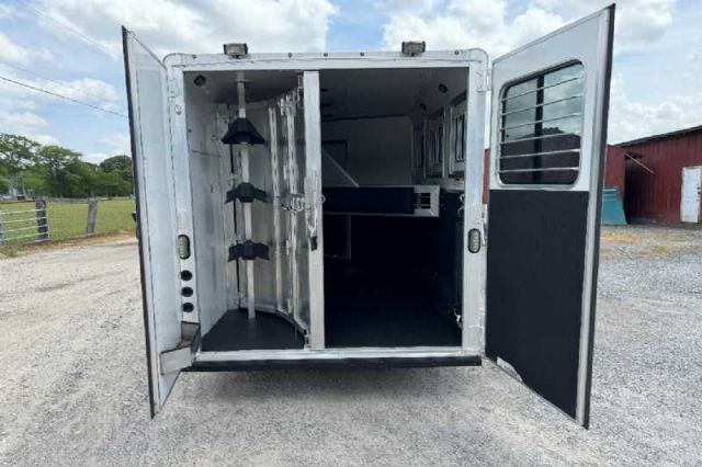 Used Horse Trailers for Sale