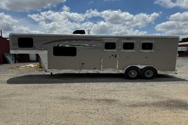 Used Horse Trailers for Sale
