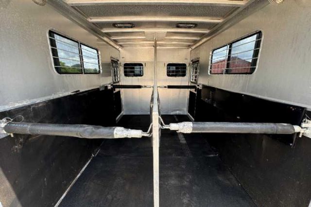 Used Horse Trailers for Sale