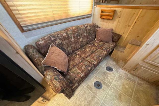 Used Horse Trailers for Sale