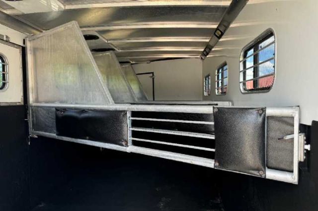 Used Horse Trailers for Sale