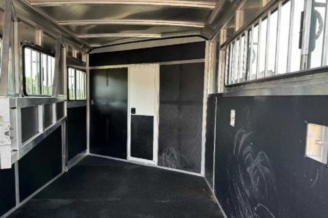 Used Horse Trailers for Sale
