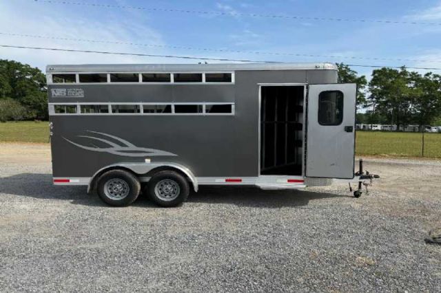 Used Horse Trailers for Sale