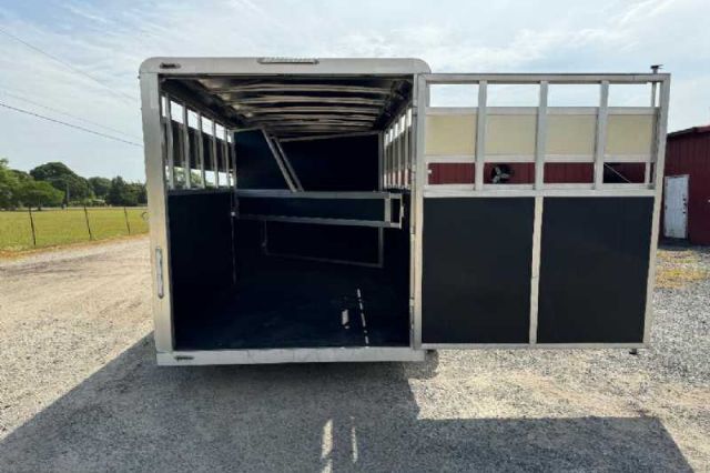 Used Horse Trailers for Sale
