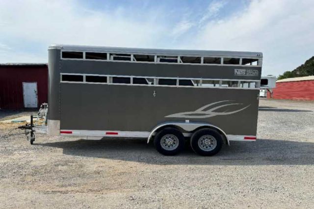 Used Horse Trailers for Sale