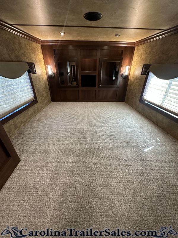 Used Horse Trailers for Sale
