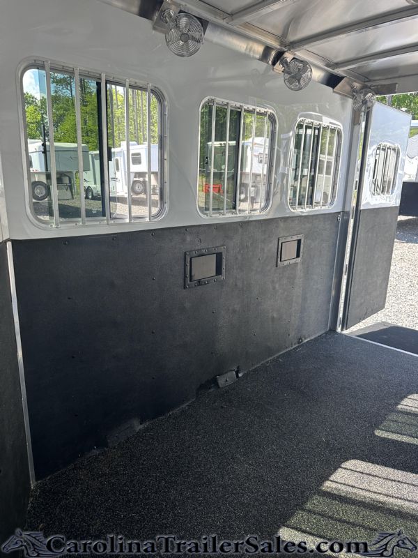 Used Horse Trailers for Sale