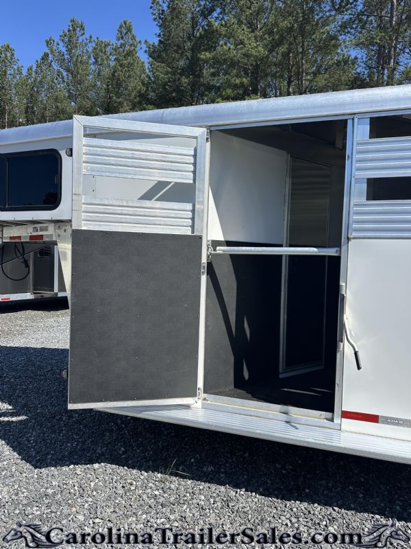 Used Horse Trailers for Sale