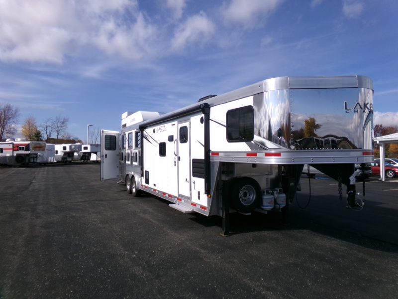 Used Horse Trailers for Sale
