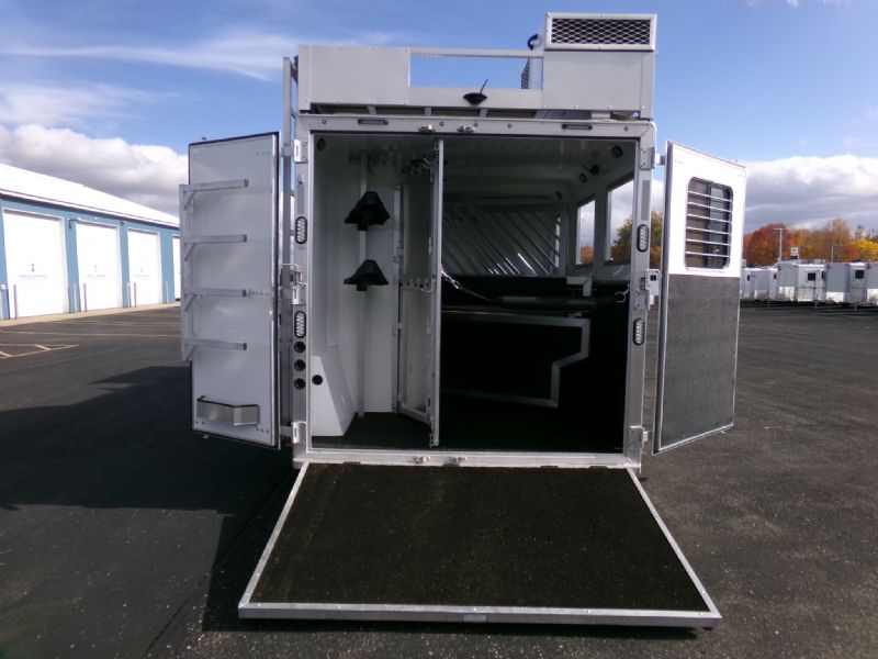 Used Horse Trailers for Sale
