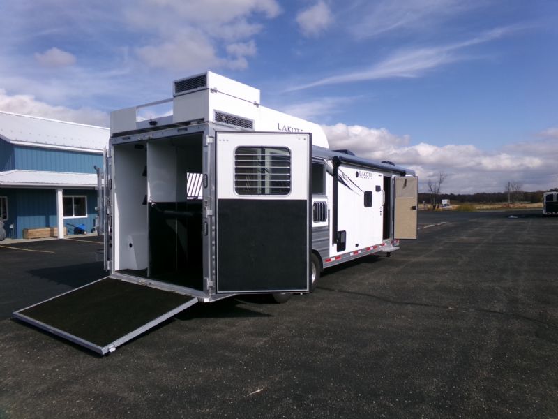 Used Horse Trailers for Sale