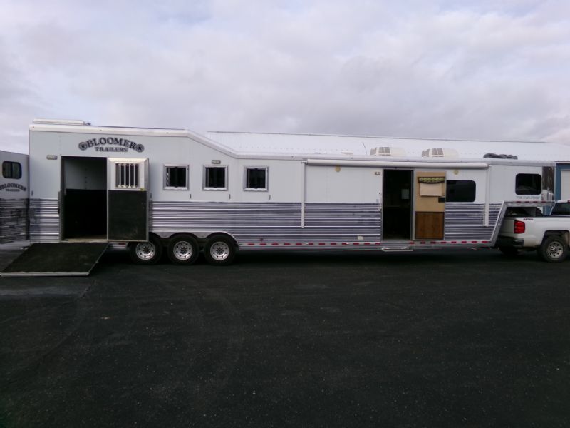 Used Horse Trailers for Sale