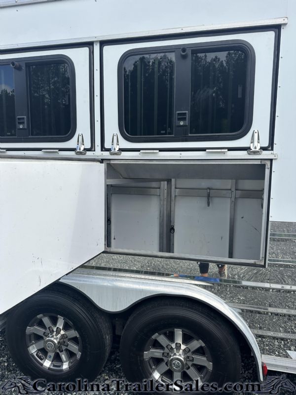 Used Horse Trailers for Sale