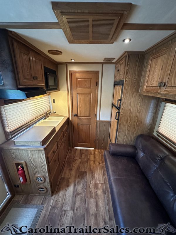 Used Horse Trailers for Sale