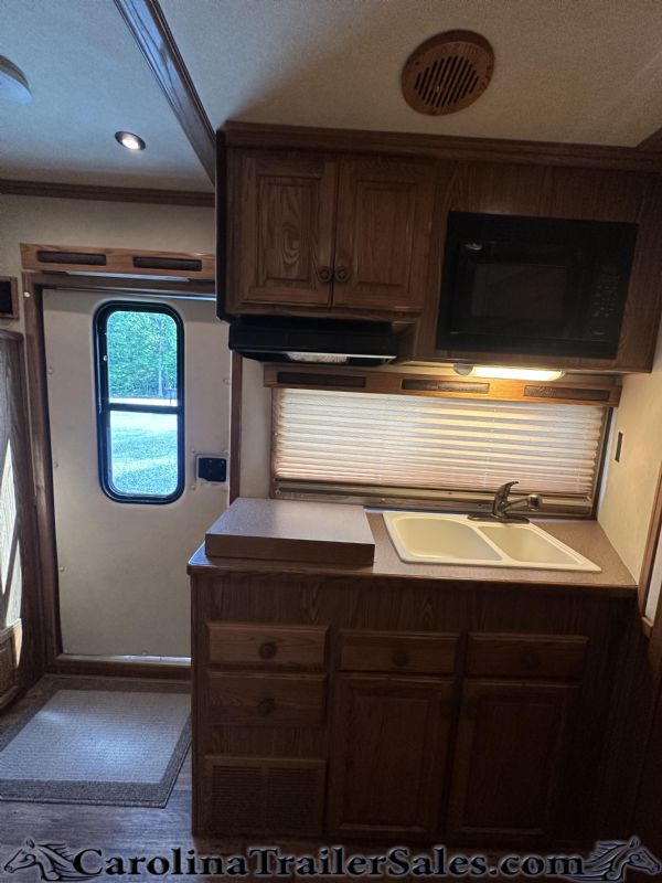 Used Horse Trailers for Sale