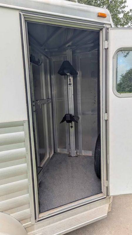 Used Horse Trailers for Sale