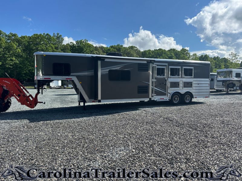 Used Horse Trailers for Sale