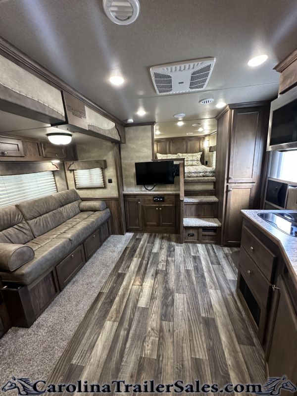 Used Horse Trailers for Sale