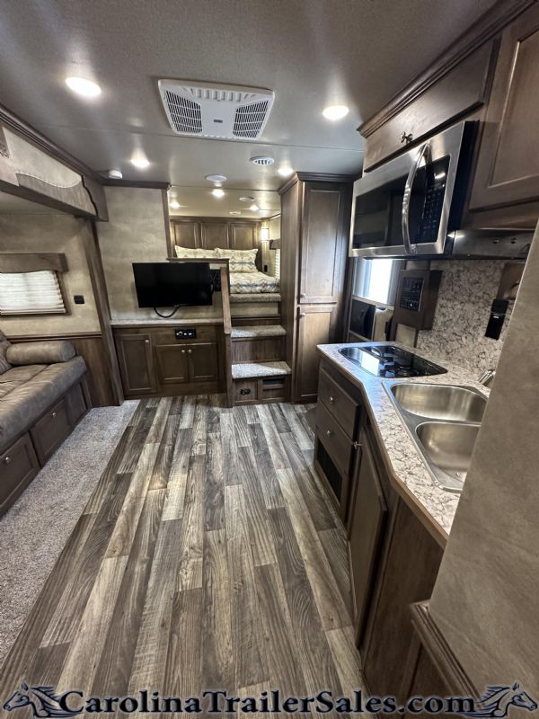 Used Horse Trailers for Sale