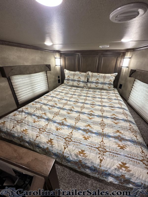 Used Horse Trailers for Sale
