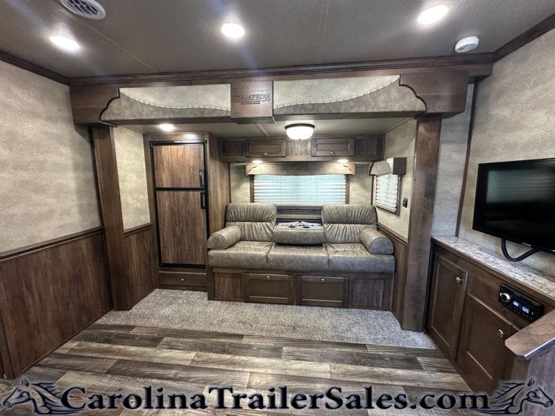 Used Horse Trailers for Sale