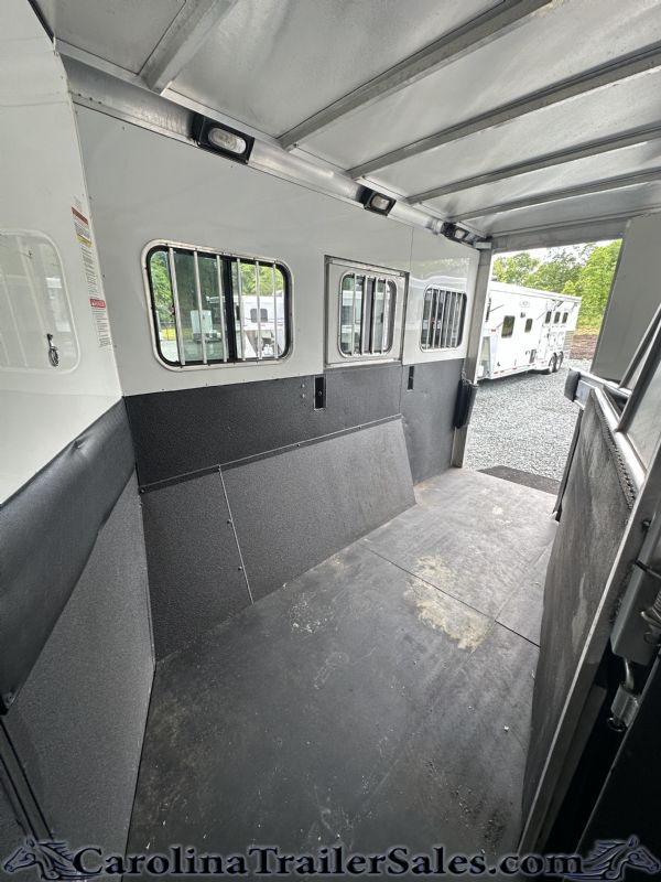 Used Horse Trailers for Sale