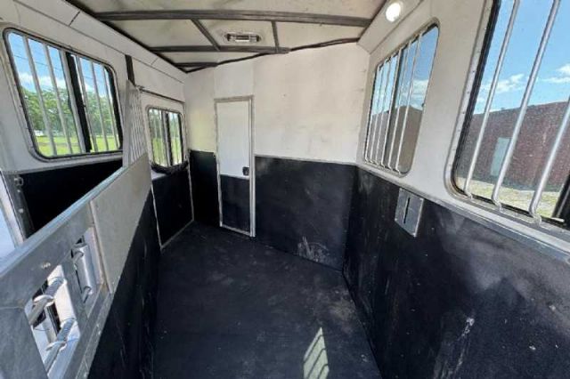 Used Horse Trailers for Sale