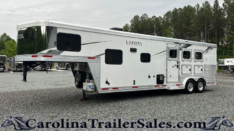 Used Horse Trailers for Sale