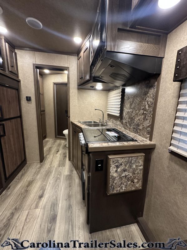 Used Horse Trailers for Sale