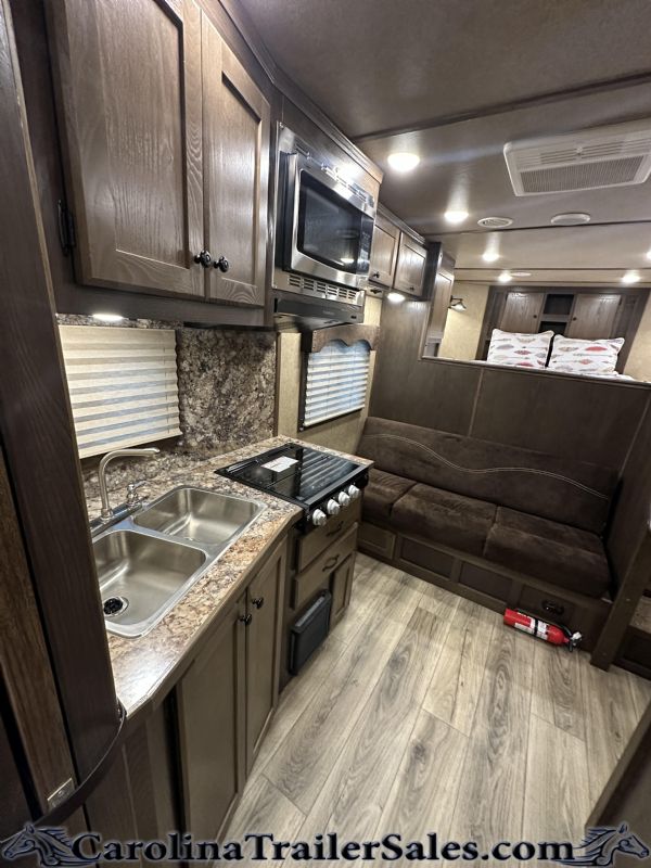 Used Horse Trailers for Sale