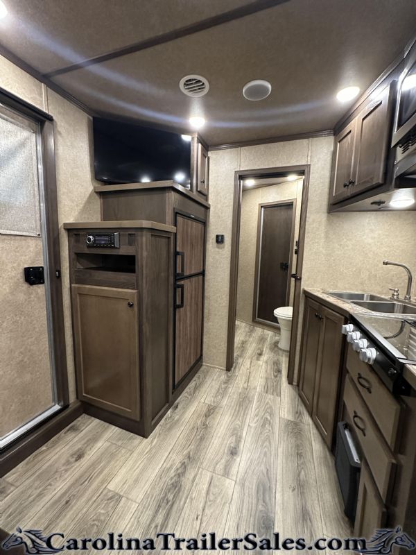Used Horse Trailers for Sale