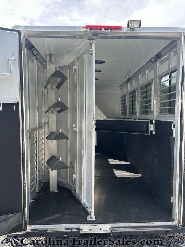 Used Horse Trailers for Sale