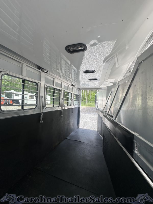 Used Horse Trailers for Sale