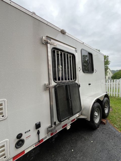 Used Horse Trailers for Sale