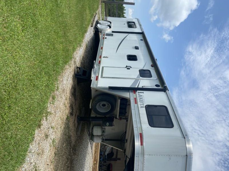 Used Horse Trailers for Sale