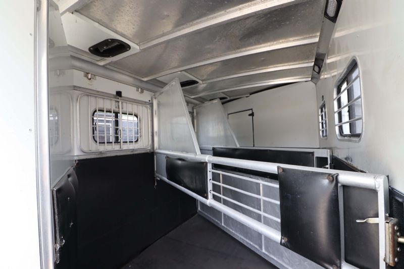 Used Horse Trailers for Sale
