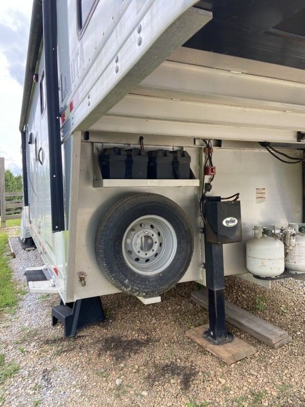 Used Horse Trailers for Sale