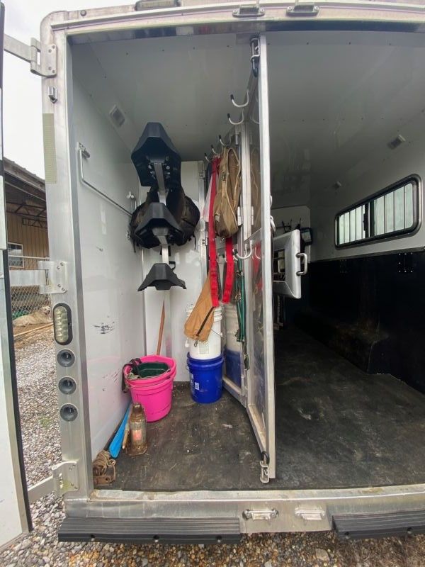 Used Horse Trailers for Sale