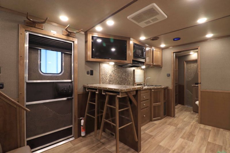 Used Horse Trailers for Sale