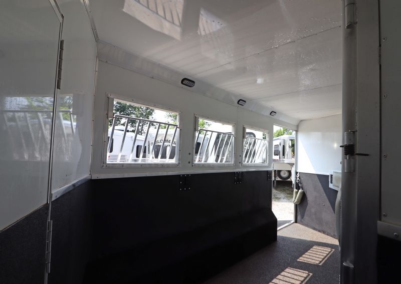 Used Horse Trailers for Sale