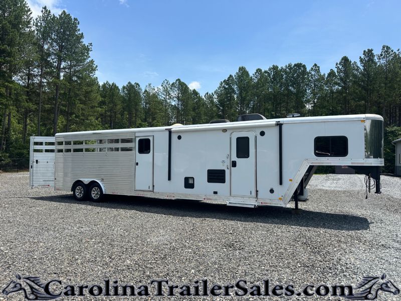 Used Horse Trailers for Sale