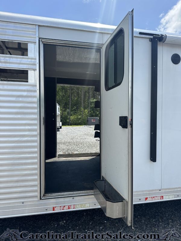 Used Horse Trailers for Sale