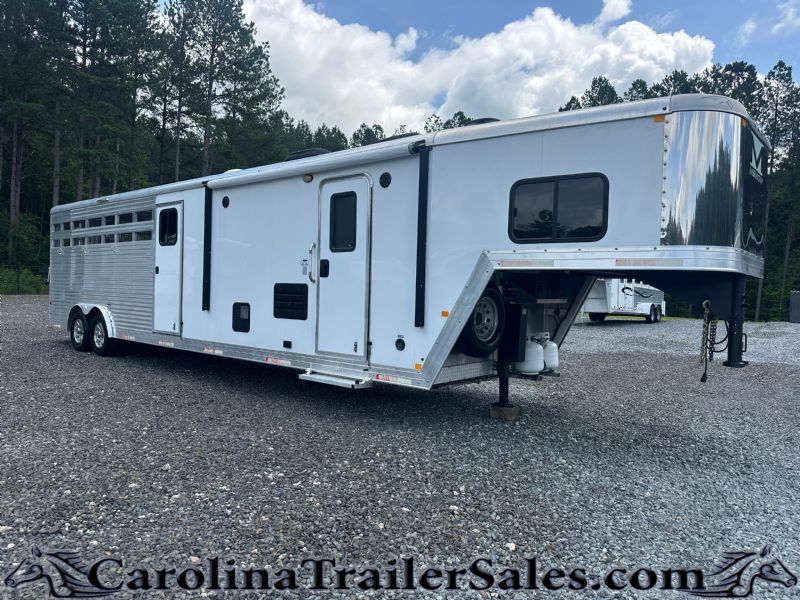 Used Horse Trailers for Sale