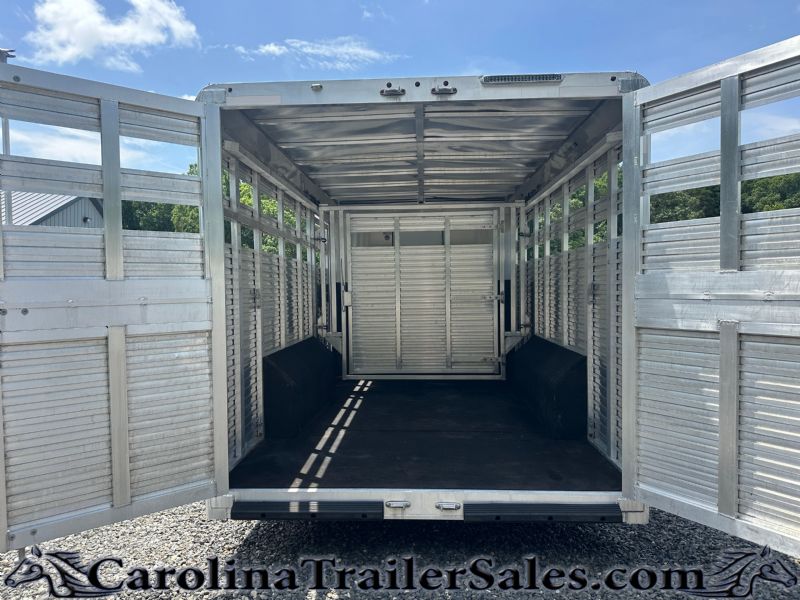 Used Horse Trailers for Sale