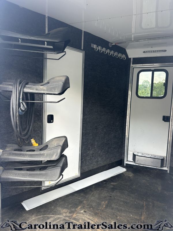 Used Horse Trailers for Sale